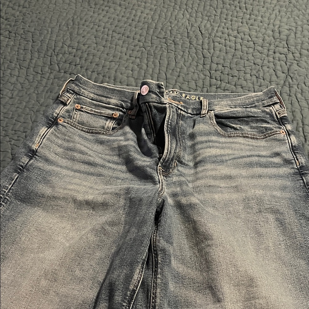 Women’s medium blue wash curvy super high rise baggy straight jeans